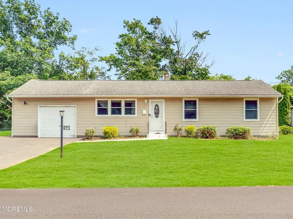 271 Sky Manor Boulevard, Brick, NJ 08723