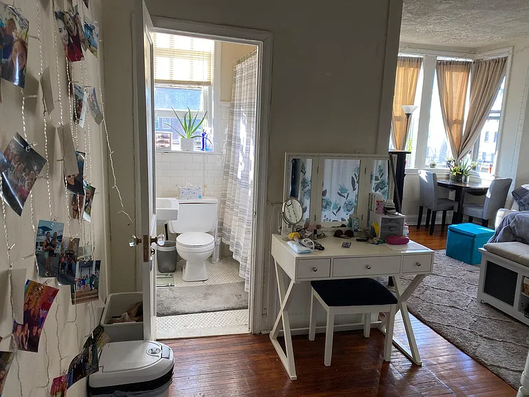 413 S 42nd St #7 — Photo 7