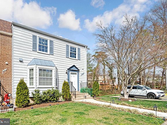 2nd image of 5908 Heritage Square Dr