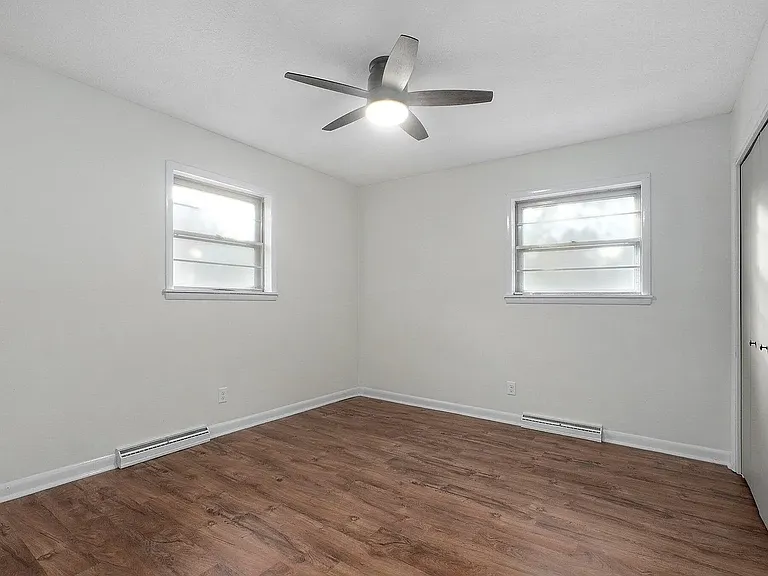 2316 S Barcliff Ave — Photo 3