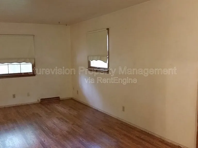 3710 Kovarik Ln — Photo 8