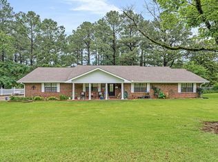 2727 Pecan Ridge Dr, Laurel, MS 39440
