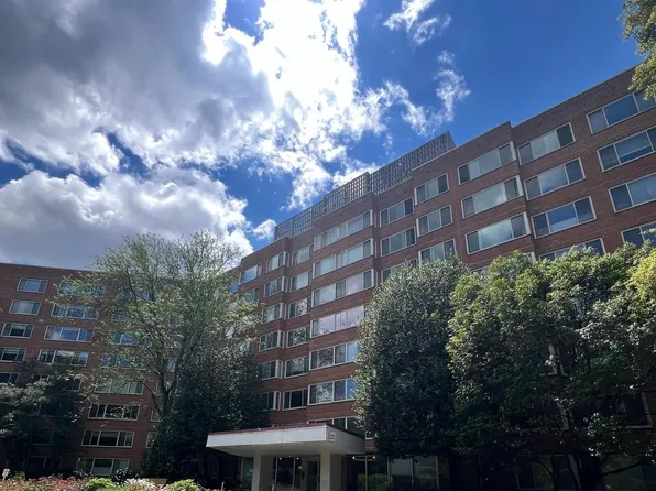 4000 Tunlaw Rd NW APT 619, Washington, DC 20007