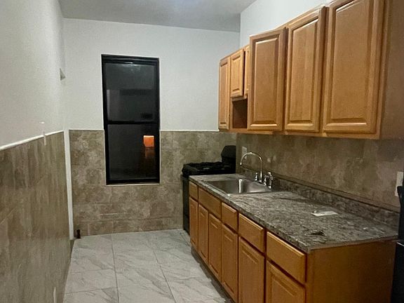 2nd image of 1430 Flatbush Ave Floor 1