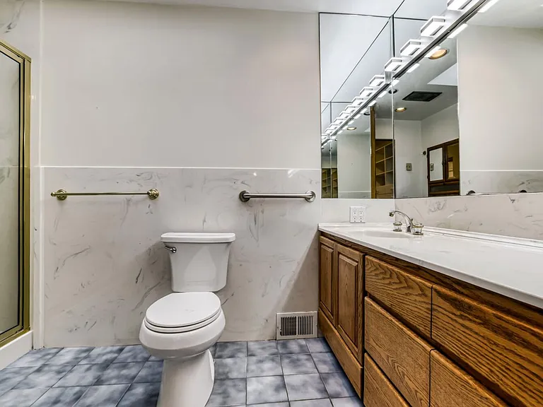5204 SW Pritchard St — Photo 14