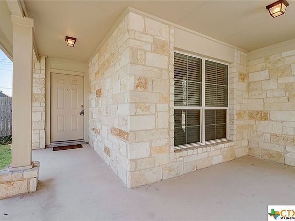 5th image of 2446 Fayette Dr