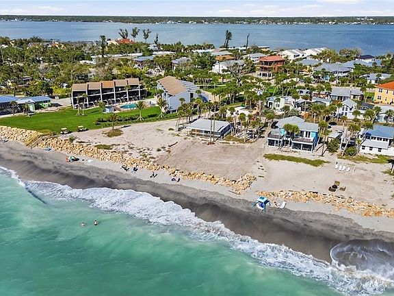 5th image of 4076 N Beach Rd