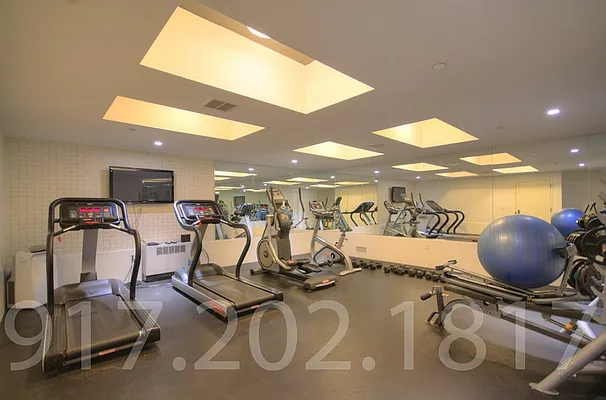 Rented by JW Real Estate Services LLC | media 18