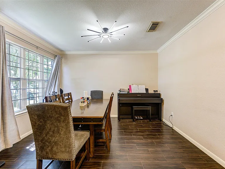 9642 Sugarblossom Ln — Photo 7