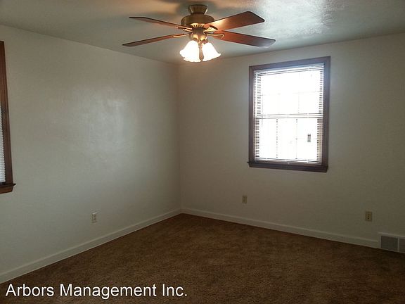 4th image of 2656 Winchester Dr #2656