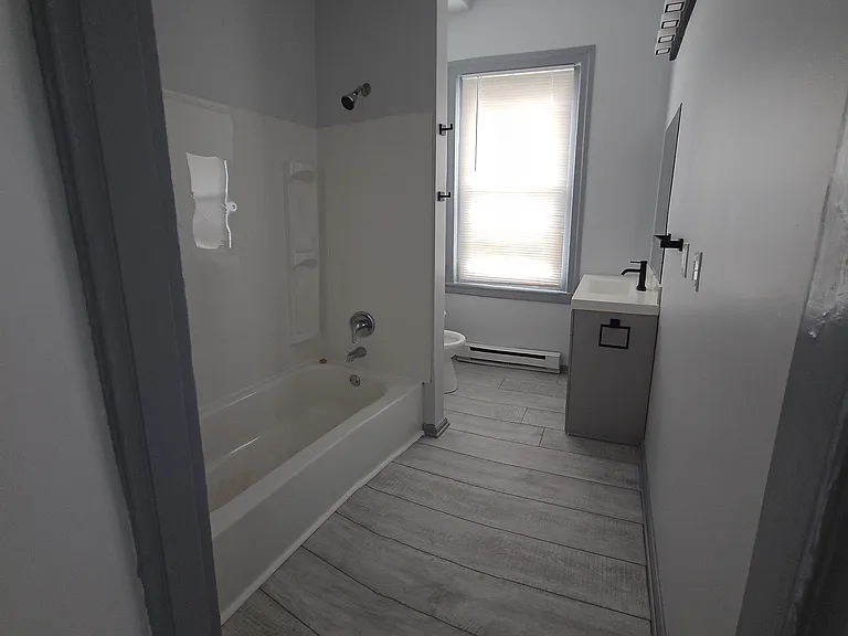 621 Ferry St #2 — Photo 17