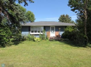 281 Walnut St, Kindred, ND 58051