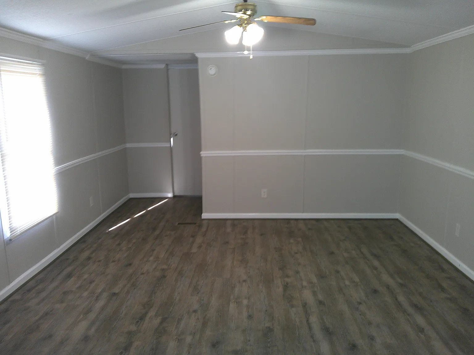 8355 Lee Road 390 — Photo 4