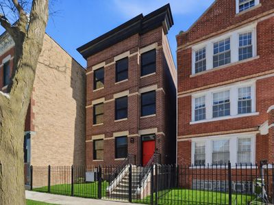 855 N Wolcott Ave #1, Chicago, IL, 60622