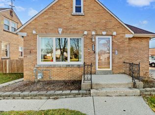 3057 N 84th St, Milwaukee, WI 53222
