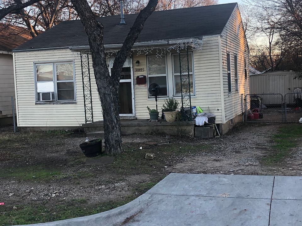 1st image of 1109 W Hammond St