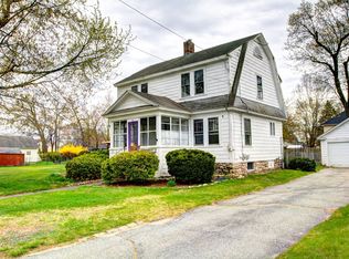10 Seneca Ave, Chelmsford, MA 01824