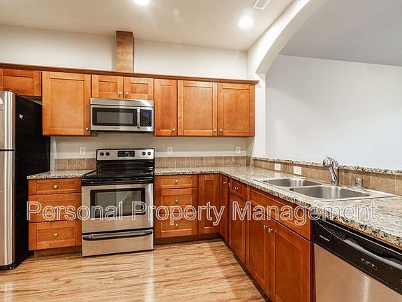 4th image of 2312 NE 130th Ave