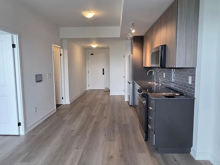 2075 Lakeshore Rd #2309 — Photo 7
