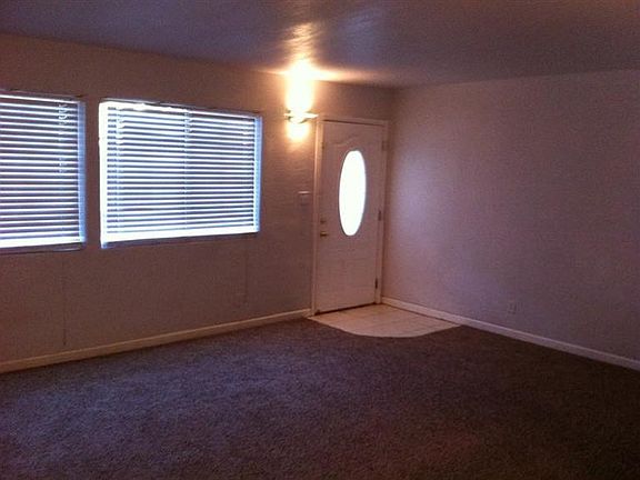 2nd image of 1715 W Clinton Ave APT 103