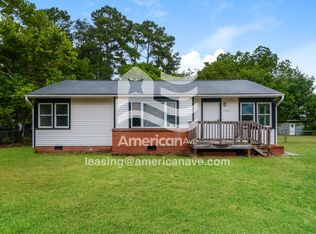 5206 Birch Rd, Fayetteville, NC 28304