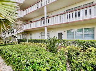 123 Southampton Dr #B, West Palm Beach, FL 33417