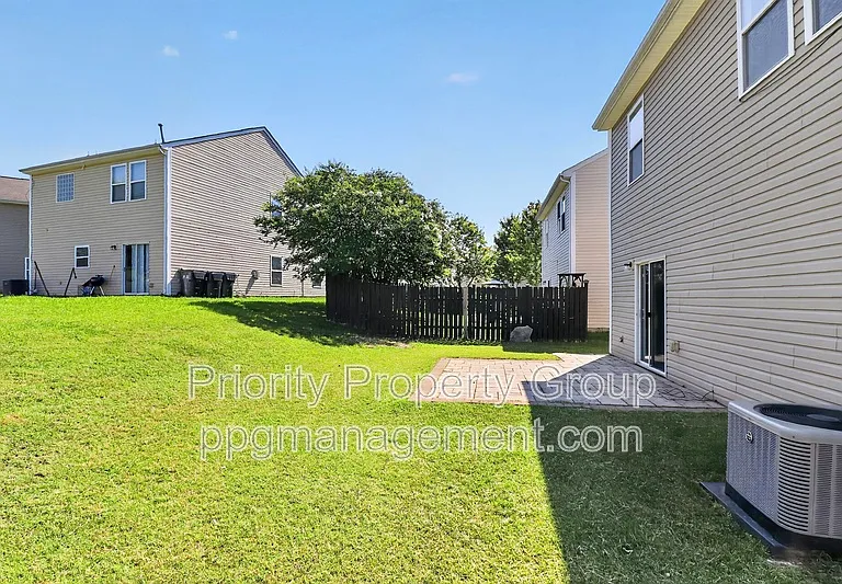 8913 Chalkstone Rd — Photo 33