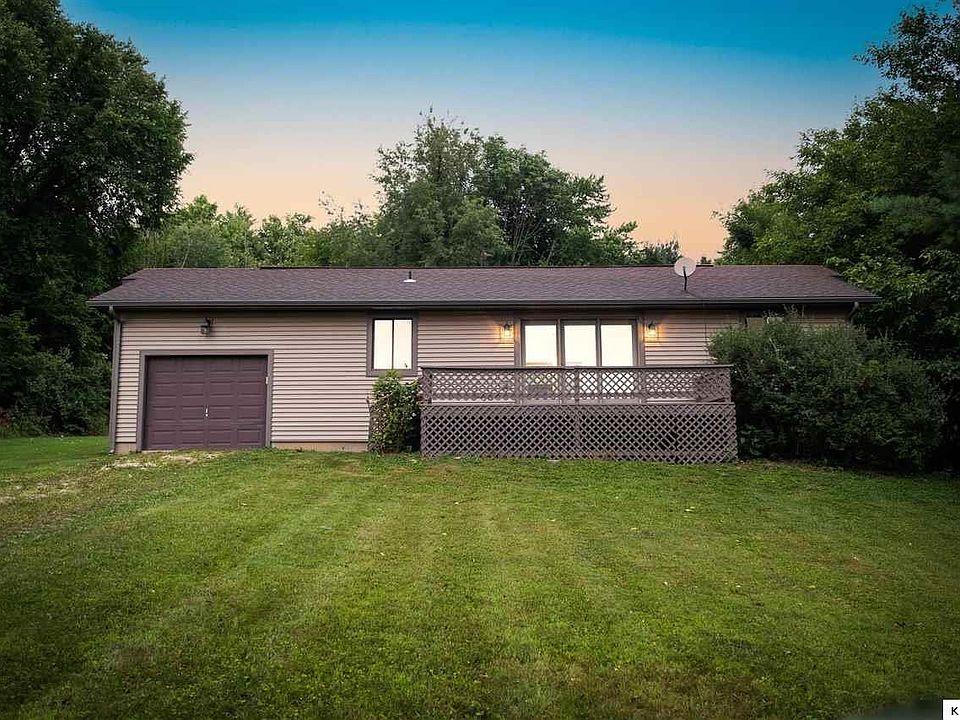 1st image of 572 Penlawn Dr