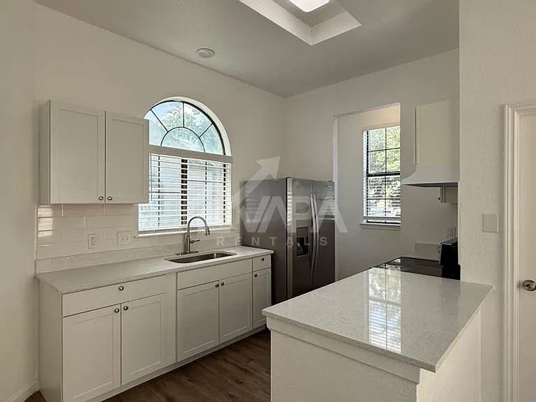 10214 Sunset Fld — Photo 3