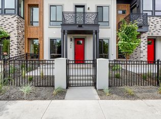 352 E Presidio Ln, Eagle, ID 83616