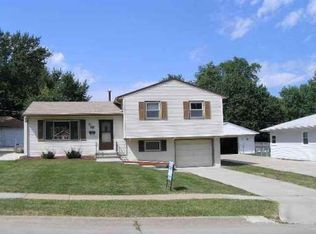 3324 S 126th St, Omaha, NE 68144