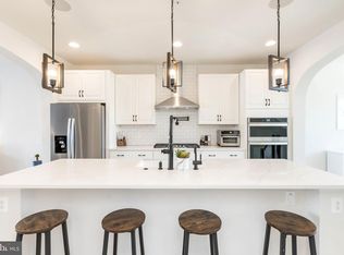 1096 Holden Rd, Frederick, MD 21701