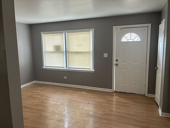 4th image of 9053 S Aberdeen St