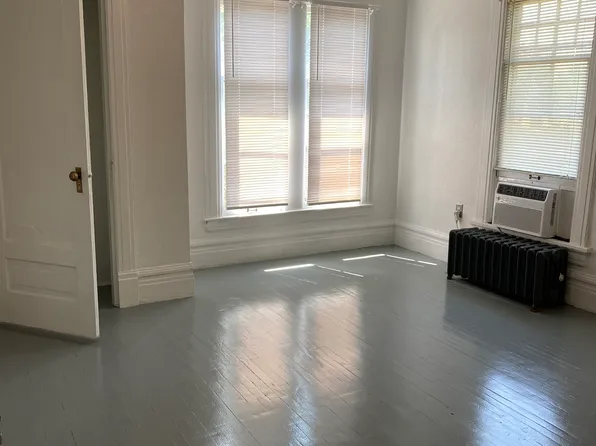 315 S Winter St #2, Adrian, MI 49221