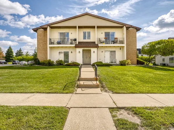 2341 Barbara Jean Dr, Schererville, IN 46375