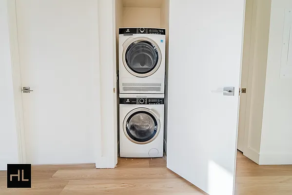 Rented by Highline Residential | media 12