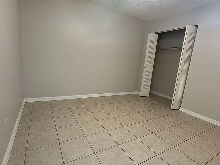 140 Orchid Woods Ct #7D — Photo 11