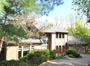 755 Watershed Ct, Ann Arbor, MI