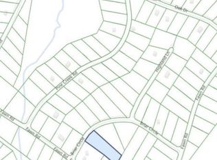 6 Briar Cir, Hawley, PA 18428