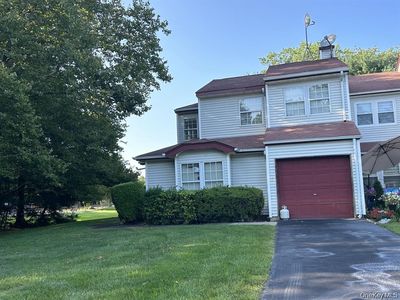 5 Norfolk Court, Coram, NY, 11727