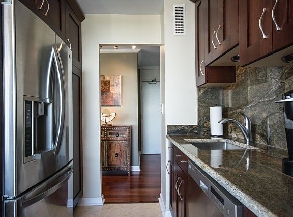 5th image of 70 W Burton Pl APT 2601F