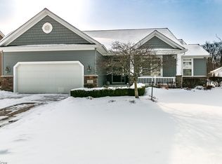 38740 Edward Walsh Dr, Willoughby, OH 44094