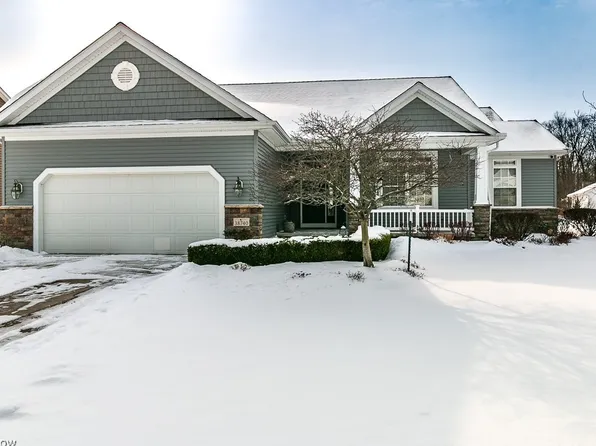 38740 Edward Walsh Dr, Willoughby, OH 44094