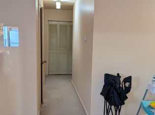 1009 Woodbridge Comns Way, Iselin, NJ 08830