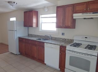 28 Fisher St, North Attleboro, MA 02760