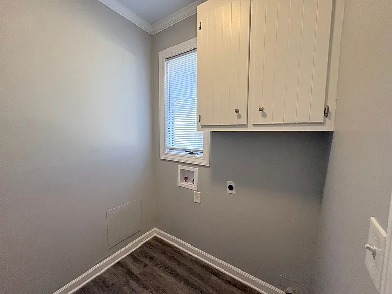 208 Forest View Ct — Photo 19