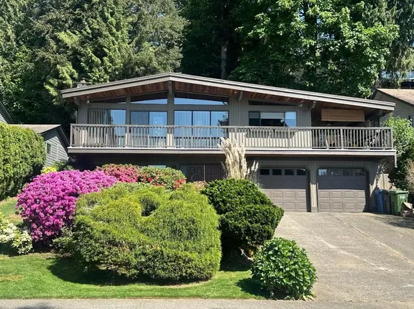 2740 Marble Hill Dr, Abbotsford, BC V3G 1C3