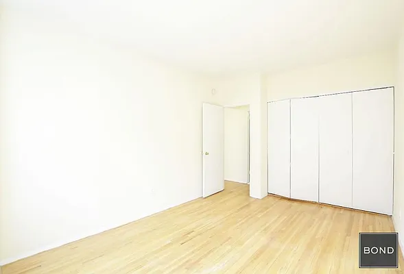 Rented by Bond New York | media 17