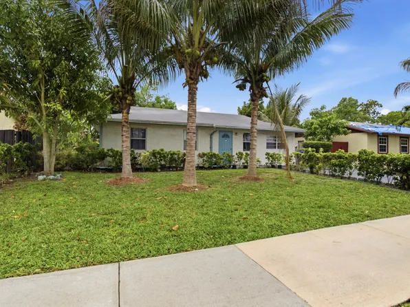 8230 SW 4th Place, North Lauderdale, FL 33068