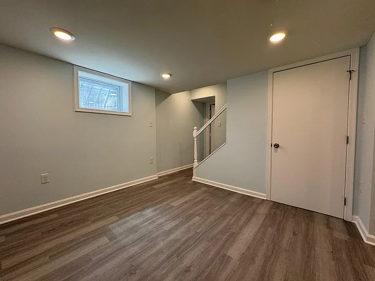 9405 Rhode Island Ave — Photo 30